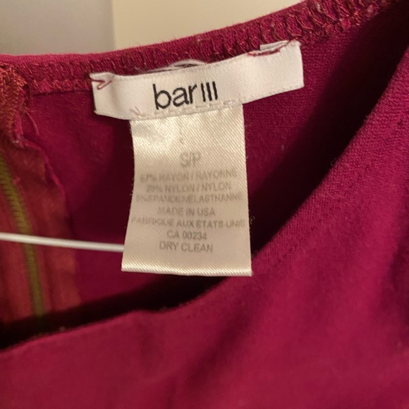 Bar III sheath dress with tulip hem magenta Small - Picture 4 of 6